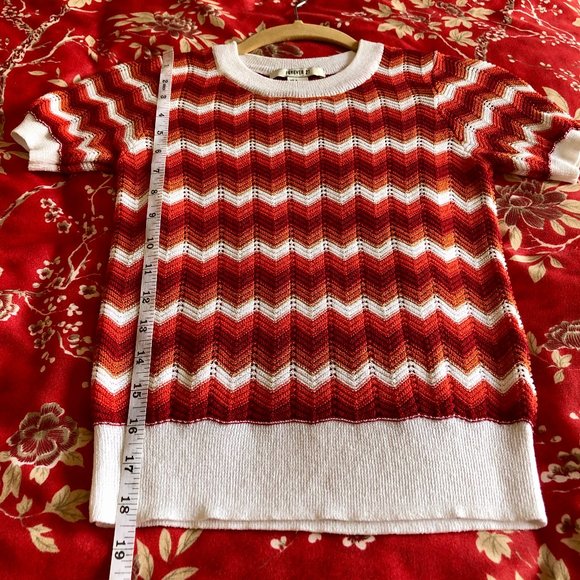 Colourful Retro Zig Zag Chevron Pointelle Sweater - Size S - Picture 11 of 13